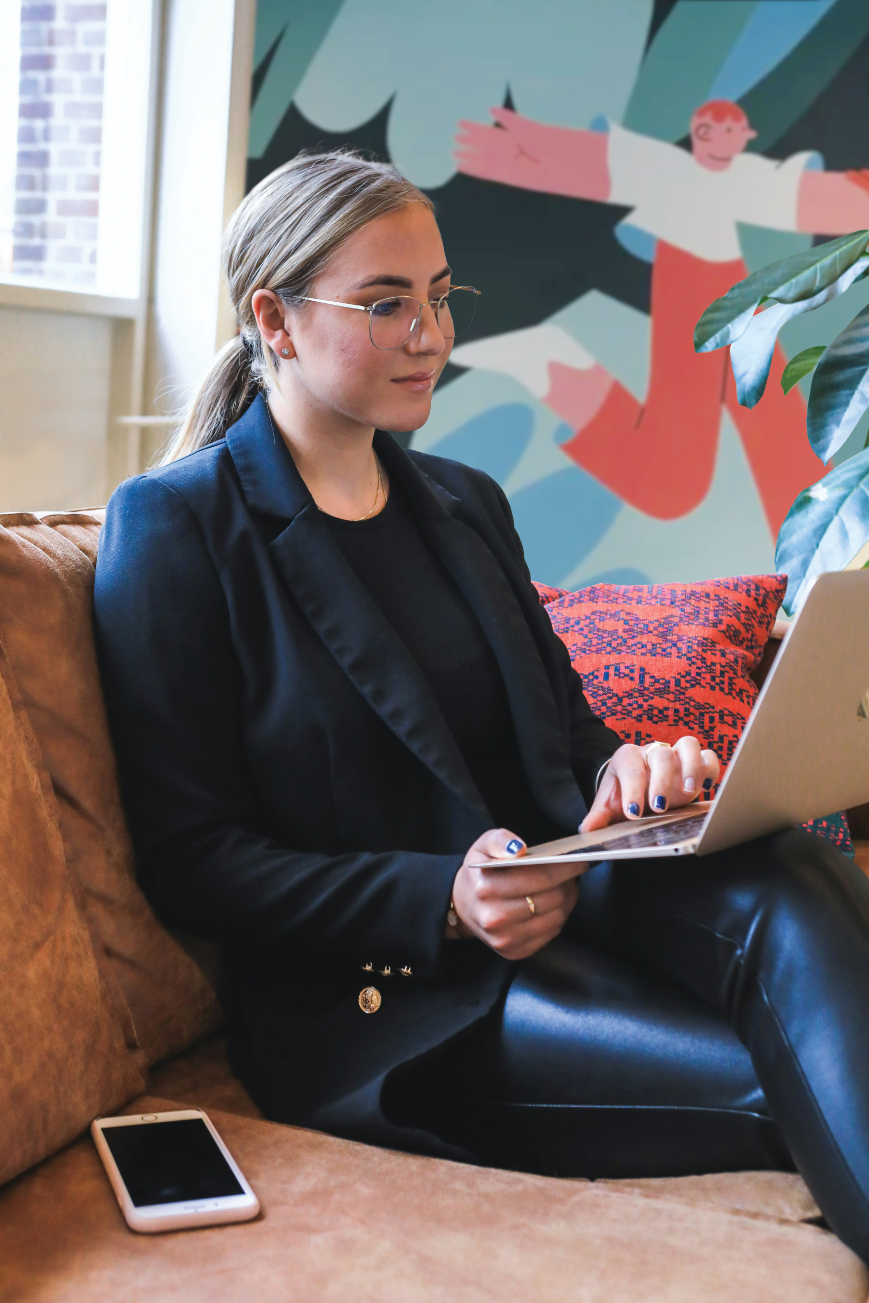 Fond Femme Hedhofis Scaled